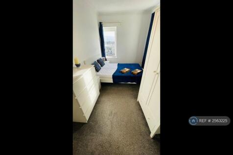 Flat 9 Bedroom