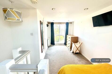 Master Ensuite Room