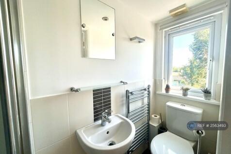 Master Ensuite Room