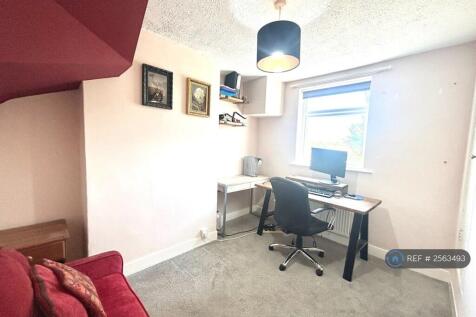 3rd Bedroom/Home Office