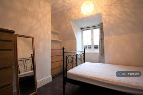 Bedroom 2 (Double)