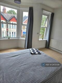 Large Front Bedroom