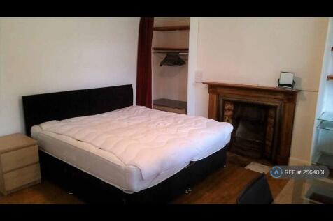 Large Double Garden Facing - Super King-Size Bed