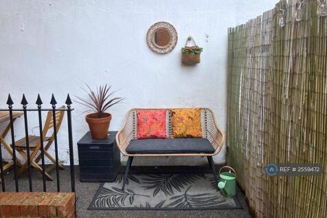 Patio 1