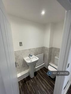 Bedroom 1 Ensuite