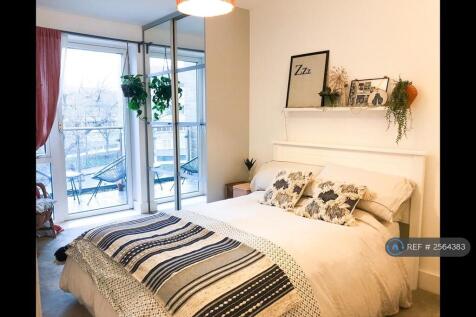Bedroom (Showing Furniture Arrangement)