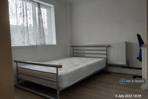 Double Bedroom 3 On Ground Floor