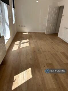 Lounge / Dining Area Newly Laid Flooring 