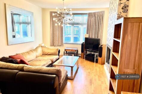 Living Room/ Dining Room 