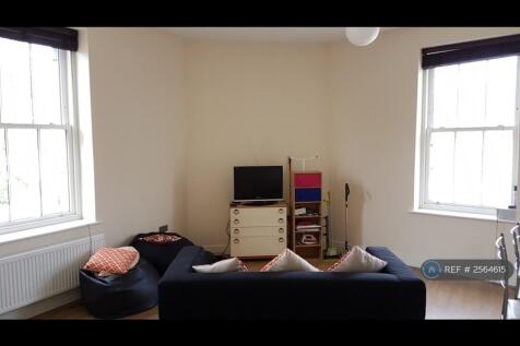 Bright Living Area 