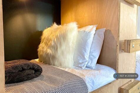 Cabin Pod Bunks (Full Size Singles)