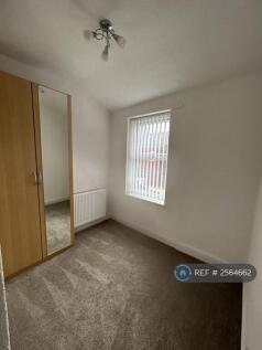 Box Bedroom 