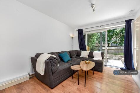 Living Area / Garden 