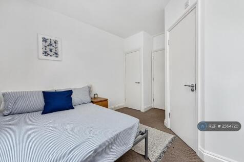 Room 4 - Fully Furnished