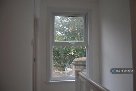 Bedroom 2 Entrance