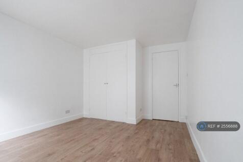 Bedroom 1 Reverse 