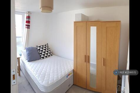 Downstairs Bedroom 4