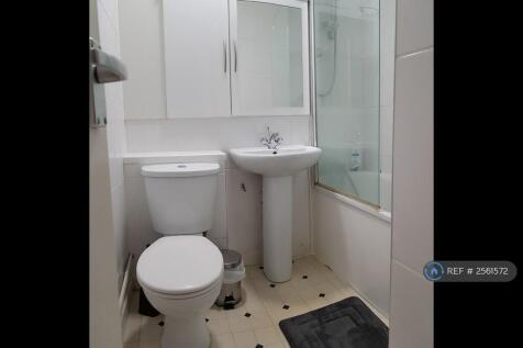 Upstairs Bathroom