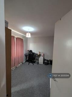 Double Bedroom (Back)