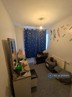 Single Bedroom (Front)