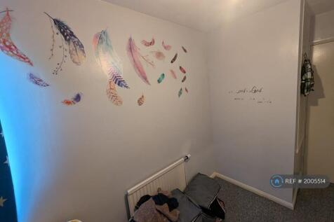 Single Bedroom (Front)