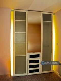 Bedroom 3 Wardrobe