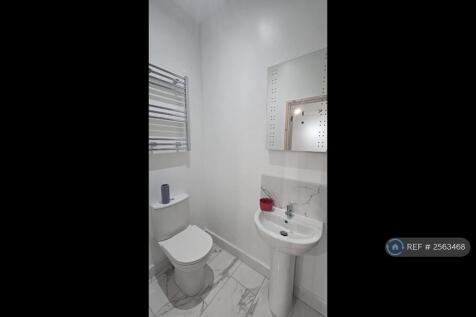 Flat 1