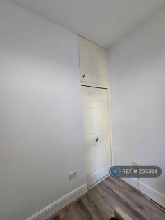 Built In Wardrobe