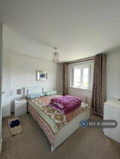 Master Bedroom Pic 1