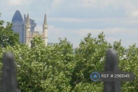 Stunning City Views From Roof Terrace