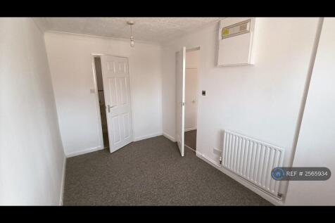 Bedroom 4-2
