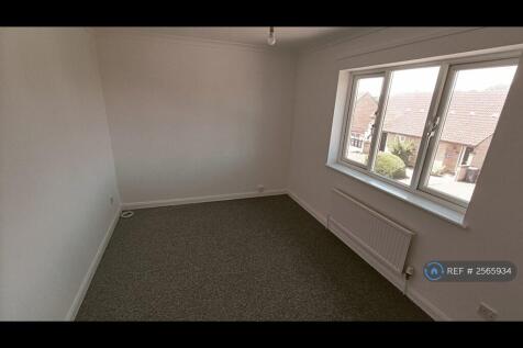 Bedroom 2-1