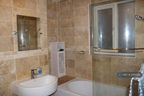 Bathroom (Main)