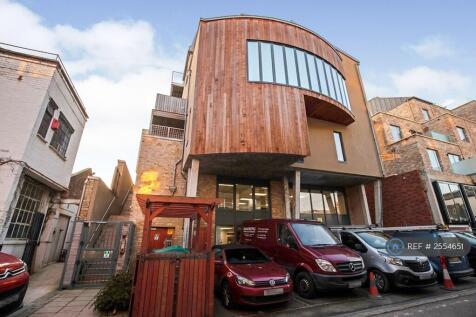 Property Image 12