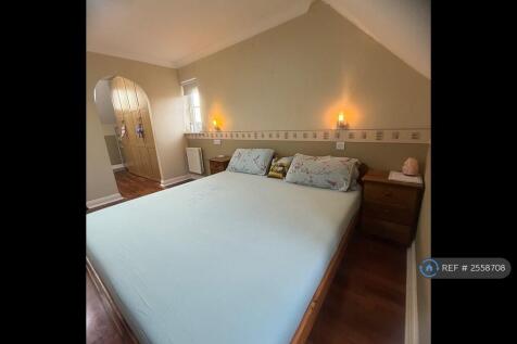 Master Bedroom 3
