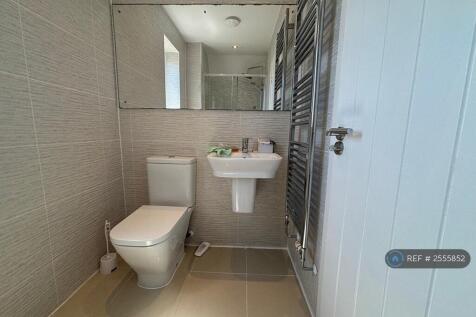 Master Bedroom Ensuite