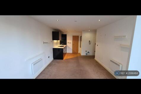 Living Room &#43; Kitchen