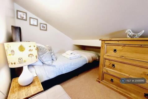 4th Bedroom/Study