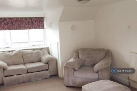 Huge Doubledormer Attic Study Single/King Bedroom 
