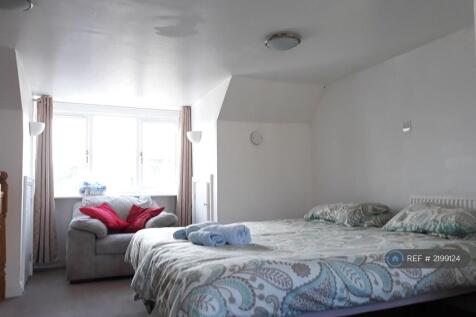 20sq m Sunny Attic:2new Singles/Kingsize Each End