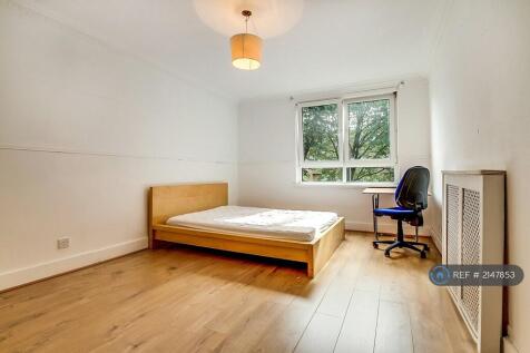 1st Floor Back Bedroom