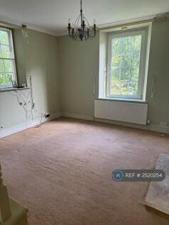 Lounge Now Painted Dimity Whaite