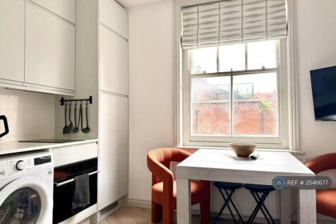 Extending Dining Table In Living Areaw