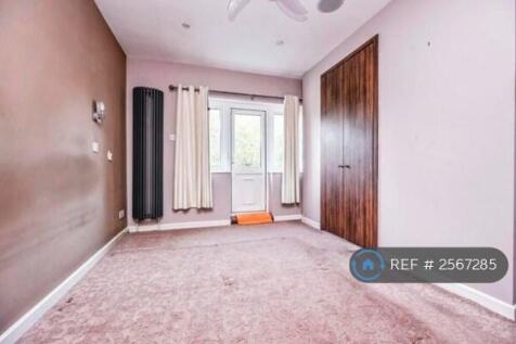 Bedroom With On Suite