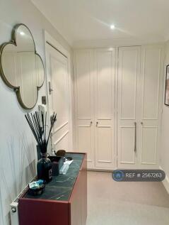 Furnished Entrance