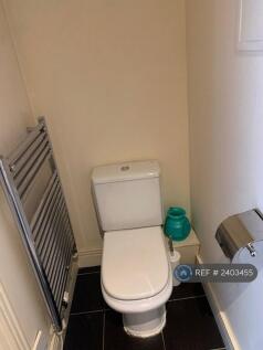 En Suite Bathroom
