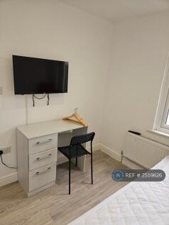 Bedroom 4 - Ground Floor