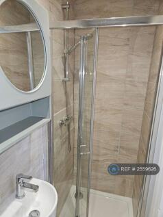 Bedroom 2 En-Suite