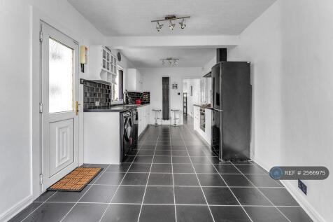 Large Kitchen