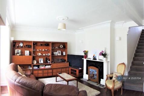 Lounge Left